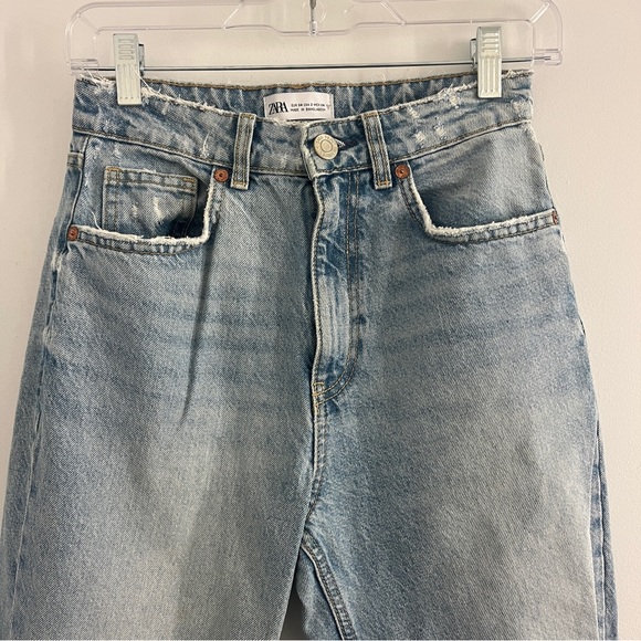 ZARA High Rise Jeans - Picture 2 of 6